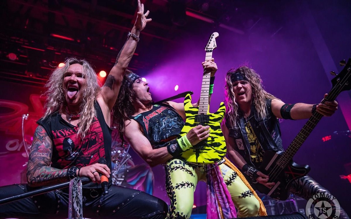 steel-panther-live