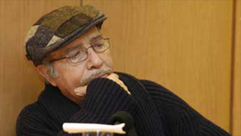 efuge-o-thumios-karakatsanis-thumios-karakatsanis