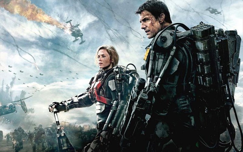 sta-oria-tou-aurio-tom-cruise-kai-emily-blunt-epistrefoun-stous-rolous-tous