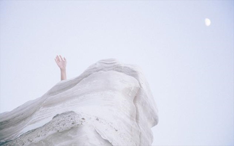 i-kathimerinotita-apo-ti-matia-tis-ellis-tsatsou