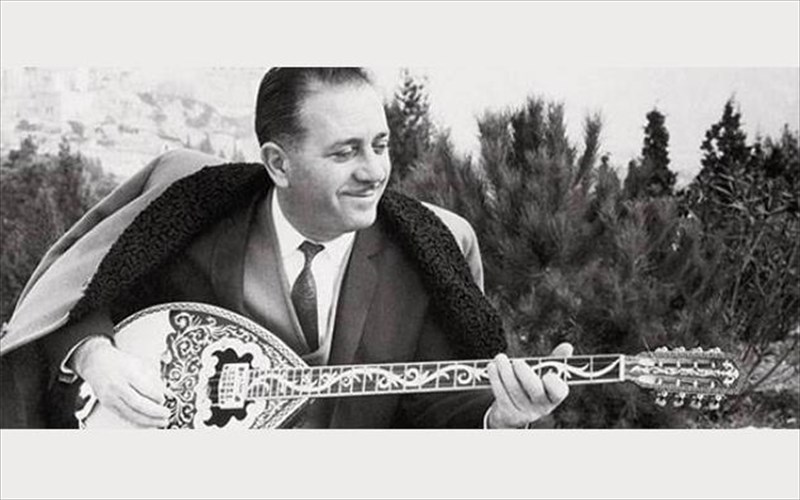 o-petros-zoulias-zontaneuei-ti-zoi-tou-giorgou-zampeta-sti-skini