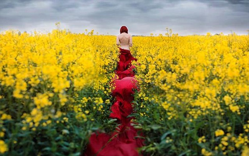 fine-art-80-fotografikes-maties-stin-blank-wall-gallery