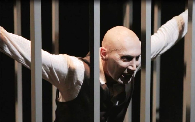 kafkas-freaks-apo-to-londino-ksana-stin-athina