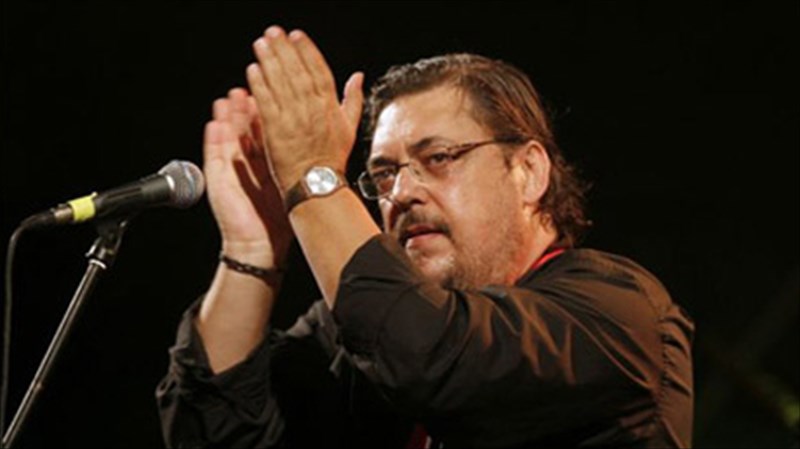 apo-to-kallimarmaro-perasan-oi-aggeloi-tis-mesogeiou