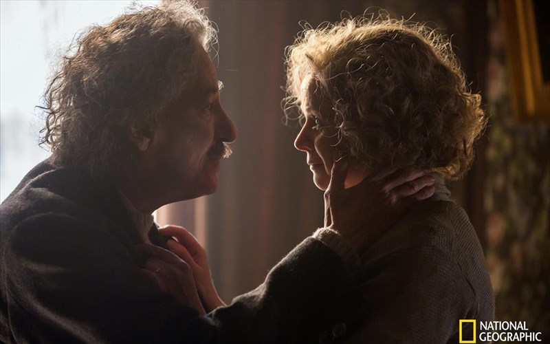 kerdiste-proskliseis-gia-ti-monadiki-proboli-tou-genius-gia-ti-zoi-tou-ainstain