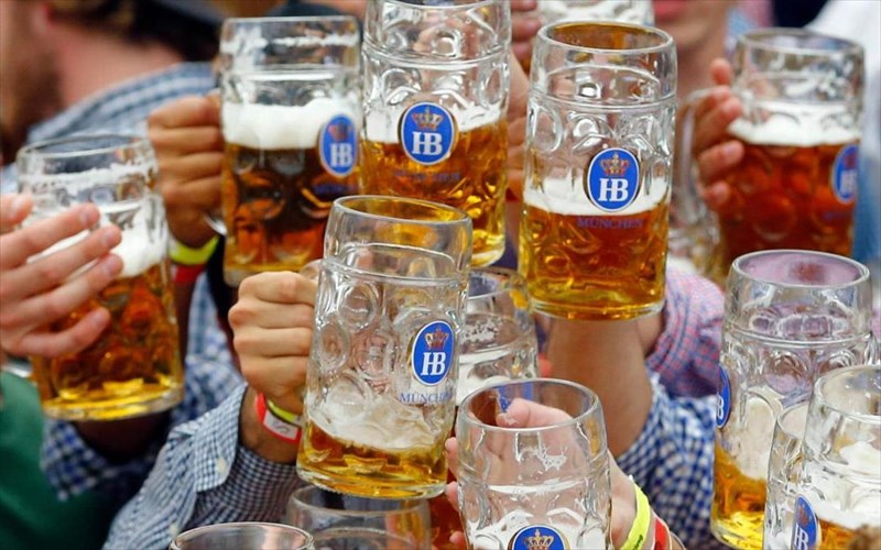 agogos-mpuras-sto-wacken-open-air-tis-germanias