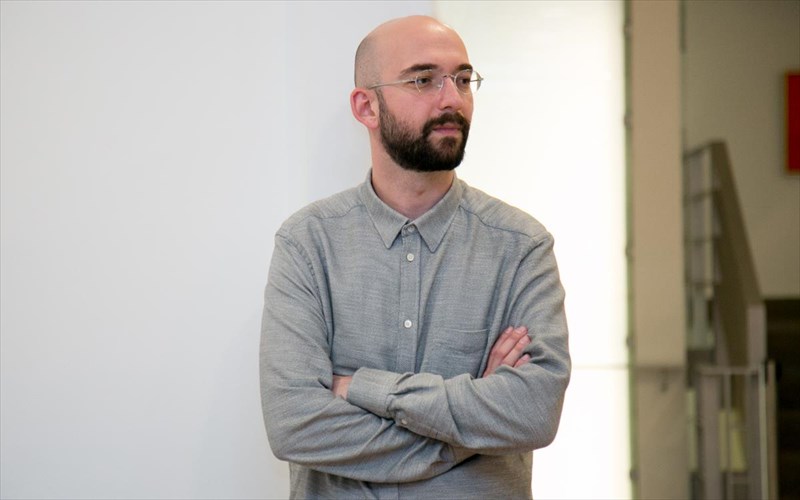 thanasis-manis-allazontas-tin-polukatoikia-tha-allaksoume-kai-tis-poleis-mas