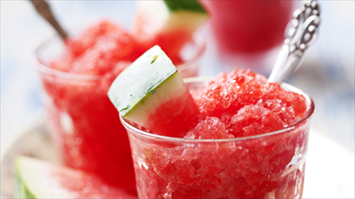 kalokairino-menou-me-frouta-tou-kalokairiou-sti-spondi