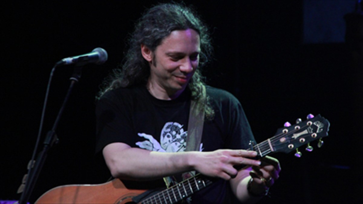 o-alkinoos-ioannidis-epistrefei-sti-mikri-epidauro