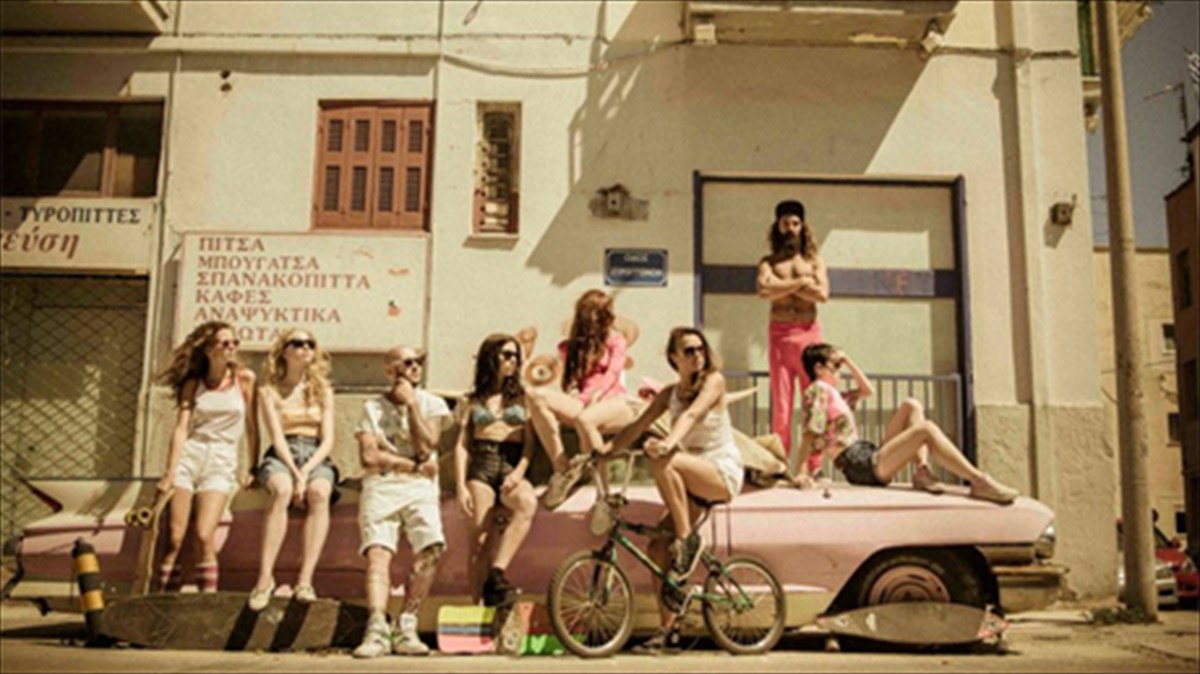 mathimata-vintage-koultouras-sto-six-dogs