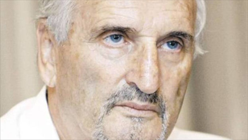 o-nikitas-tsakiroglou-anebazei-enan-thuellodi-pikaso