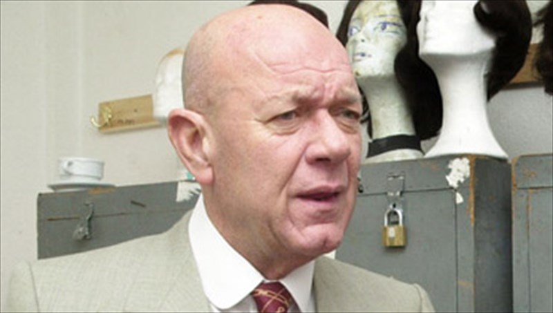 teleutaio-antio-ston-giorgo-moutsio