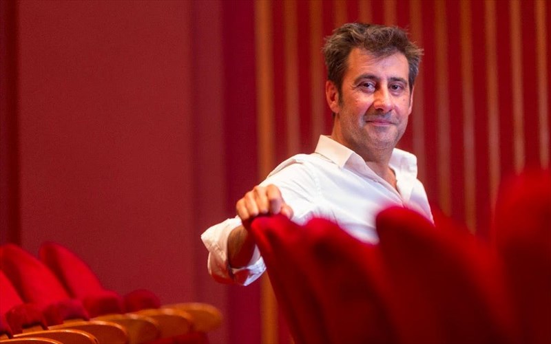 cycladic-talks-o-orestis-andreadakis-se-mia-anoixti-suzitisi-sto-mouseio-kukladikis-texnis