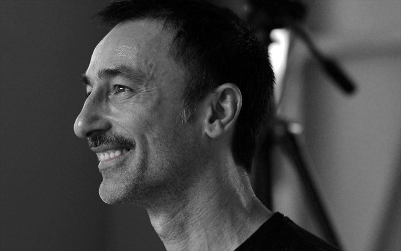 o-dimitris-papaioannou-xorografei-ton-thiaso-tis-pina-mpaous