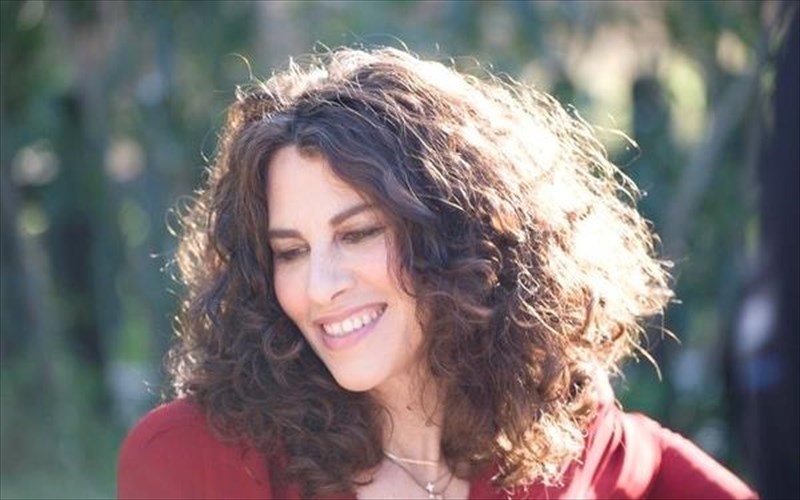 i-eleutheria-arbanitaki-ston-iano