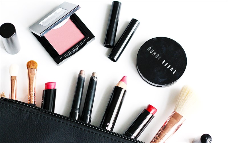 giati-i-bobbi-brown-mas-leei-na-tsimpisoume-ta-magoula-mas-bobbi-brown-mas-leei-na-tsimpisoume-ta-magoula-mas