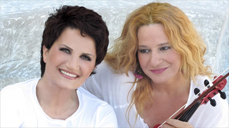 protopsalti-rempoutsika-se-mia-giorti-me-mpaxari-kai-kanela