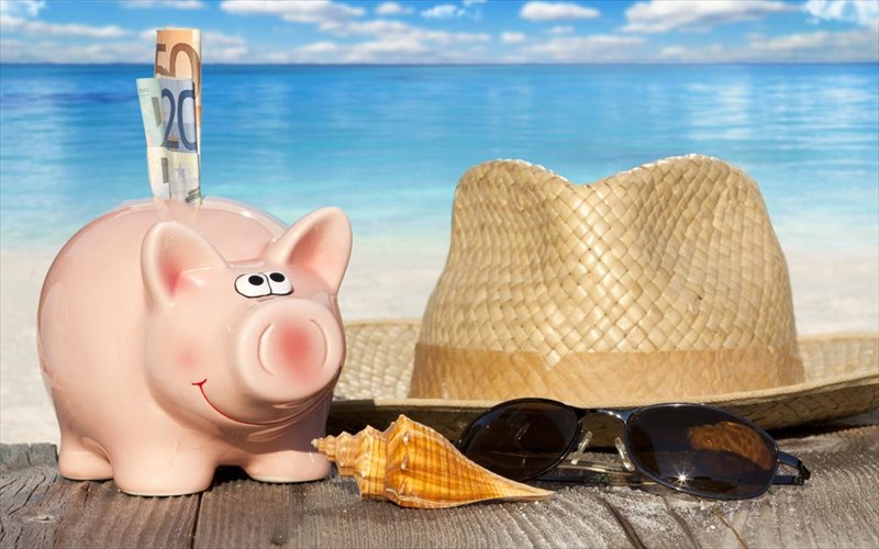 deka-tropoi-na-taksidepsete-ston-kosmo-me-ton-pio-oikonomiko-tropo