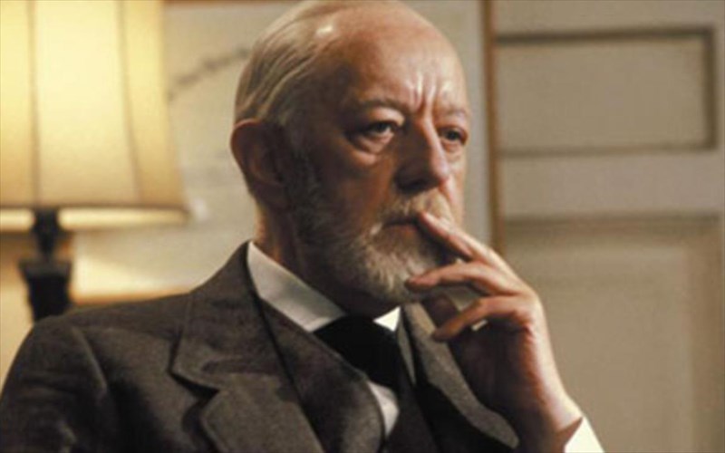 o-alec-guinness-eixe-proeidopoiisei-ton-James-dean-prin-pethanei