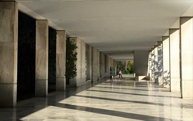 to-istoriko-odeio-athinon-eksugxronizetai-kai-ginetai-kommati-tis-polis