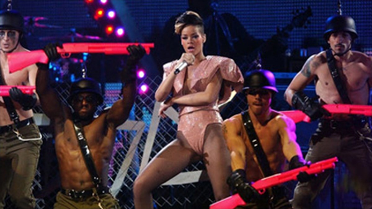 oi-upopsifiotites-ton-brabeion-tou-mtv