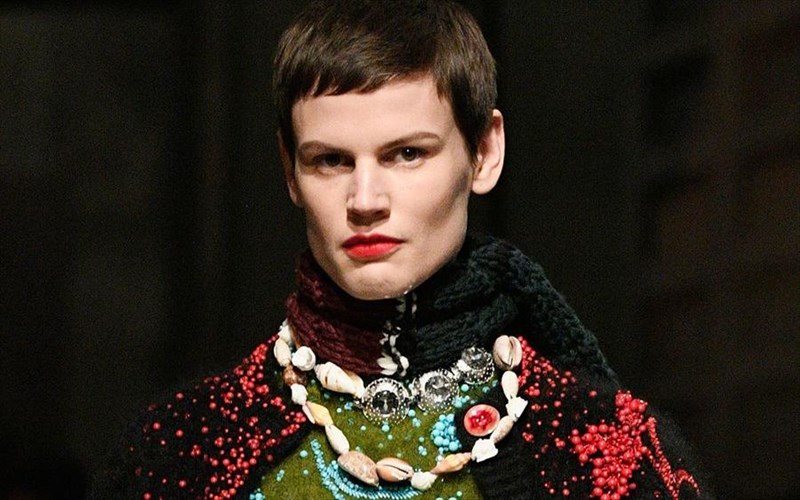 pes-to-me-ena-koxuli