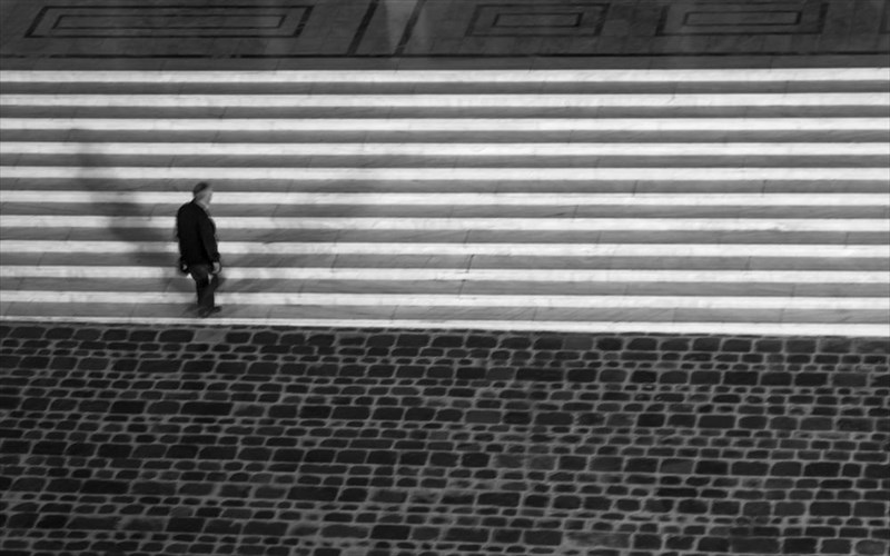 24-maties-fotografon-sto-theatro-empros