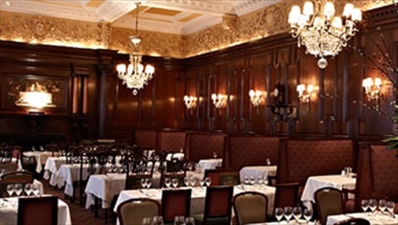 ta-10-palaiotera-estiatoria-tou-kosmou