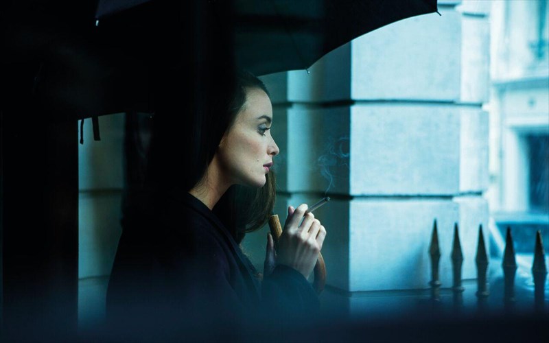 i-charlotte-le-bon-den-einai-mia-sunithismeni-moiraia-gunaika