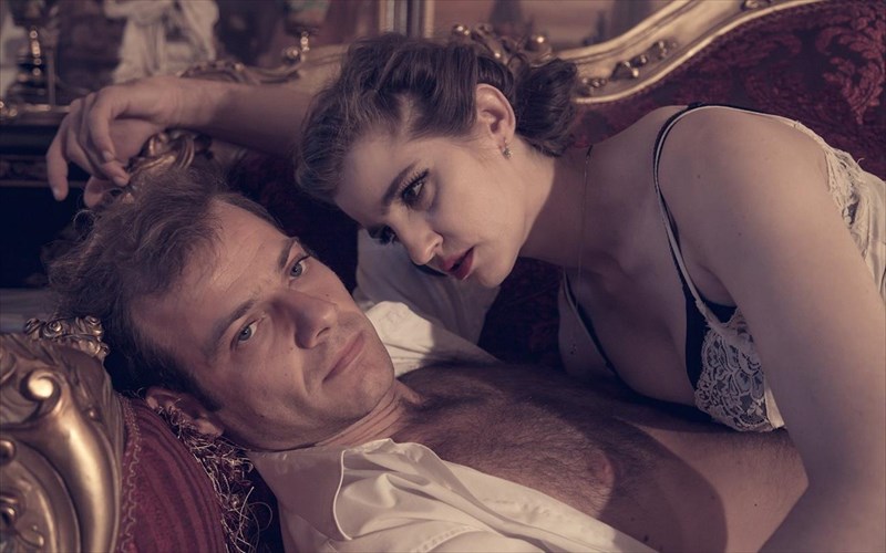 os-tis-4-febrouariou-i-lussasmeni-gata-maria-kitsou-sto-thiseion-lussasmeni-gata-maria-kitsou-sto-thiseion