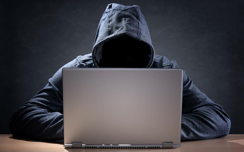 oi-xaker-tou-ibo-apeiloun-me-perissotera-spoilers