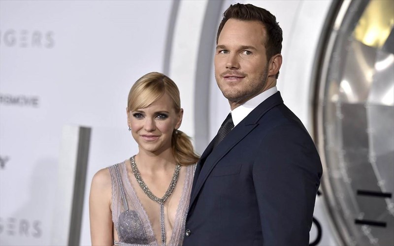titloi-telous-gia-anna-faris-kai-chris-pratt