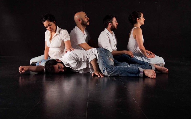 o-alabrostoiseiotis-tou-nikou-xatzopoulou-apo-to-festibal-athinon-stin-kupro