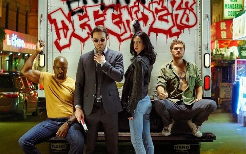 tessera-sun-kai-tessera-plin-apo-tin-proti-sezon-tou-the-defenders