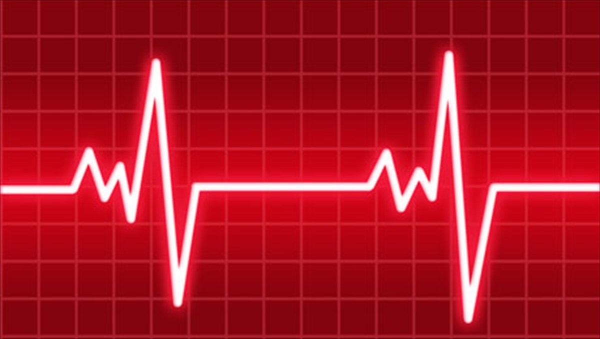 o-kindunos-kardiopatheias-eksartatai-apo-tin-omada-aimatos