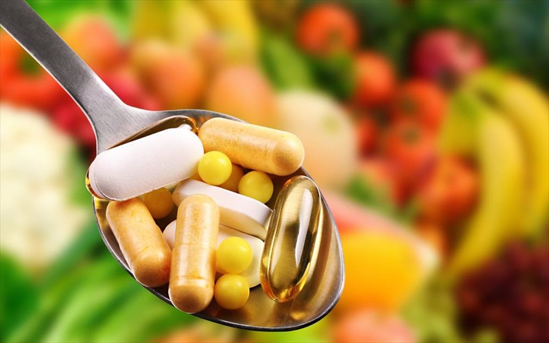 ti-sumbainei-me-auta-ta-tessera-sumpliromata-diatrofis