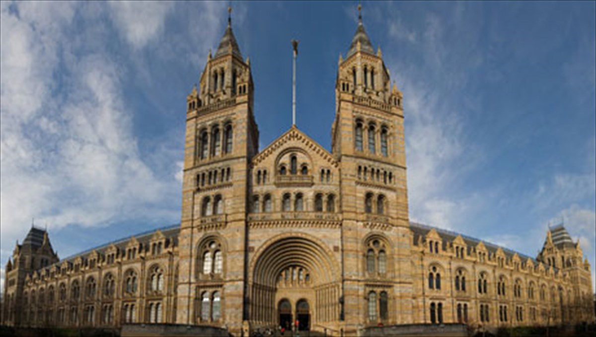 poia-poli-kerdizei-ti-maxi-tou-politismou