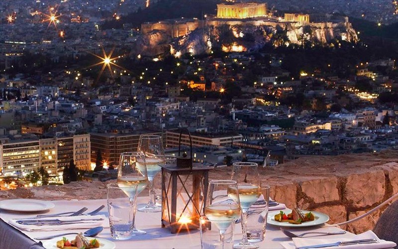 pente-epiloges-deipnou-me-fonto-tin-panselino