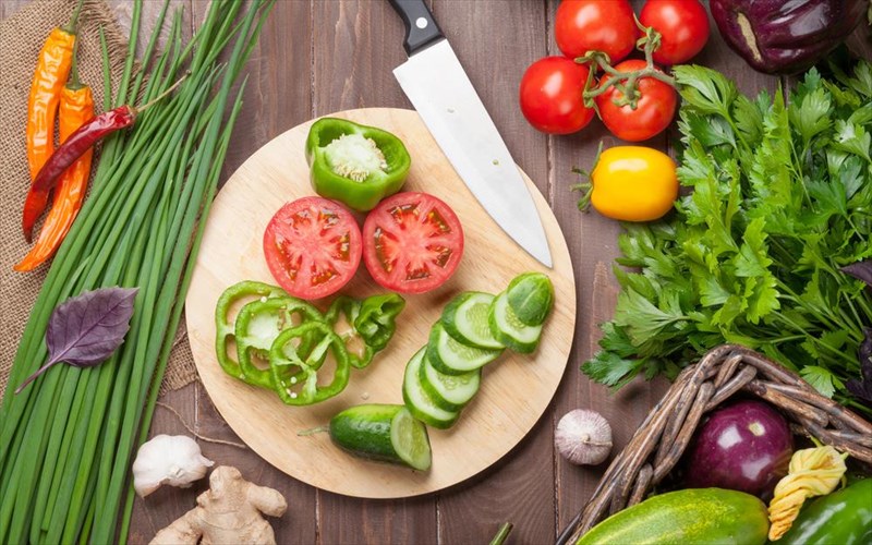 sumboules-gia-ugieino-mageirema-apo-tin-eidiko