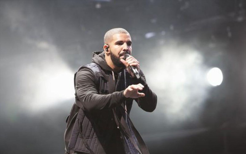 dorea-200000-dolarion-apo-ton-drake-gia-ta-thumata-tou-tufona-xarbei