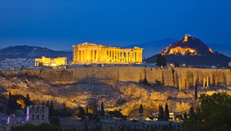 augoustiatiki-panselinos-sto-mouseio-tis-akropolis