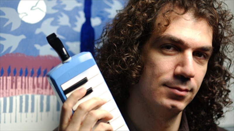 stauros-lantsias-den-metrountai-ola-me-xrimata-kai-midenika