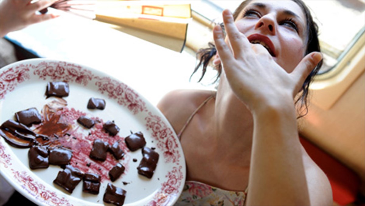 theatro-me-geusi-sokolata