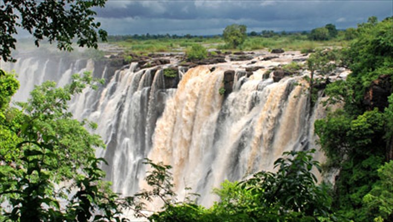 ydatina-thaumata-tou-kosmou