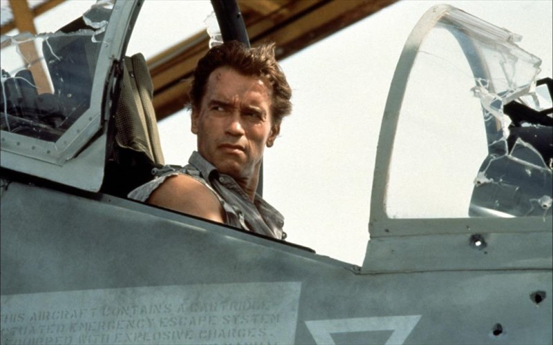 o-James-cameron-etoimazei-tileoptiko-reboot-sta-alithina-psemata