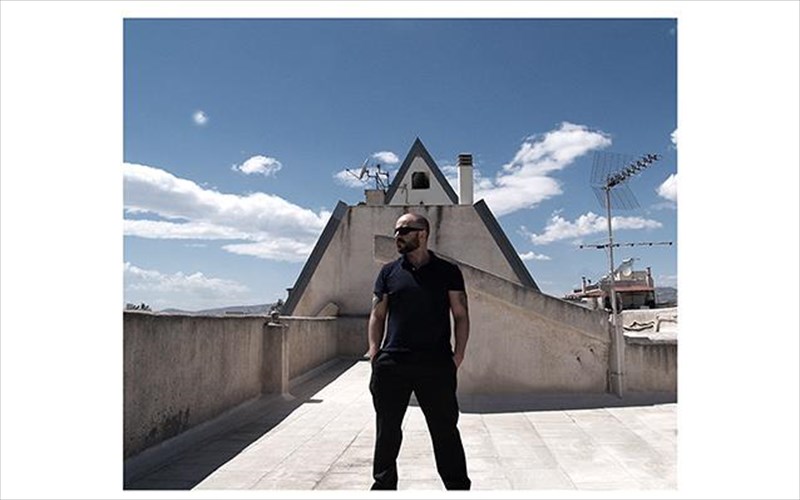 neo-almpoum-apo-ton-mixali-delta