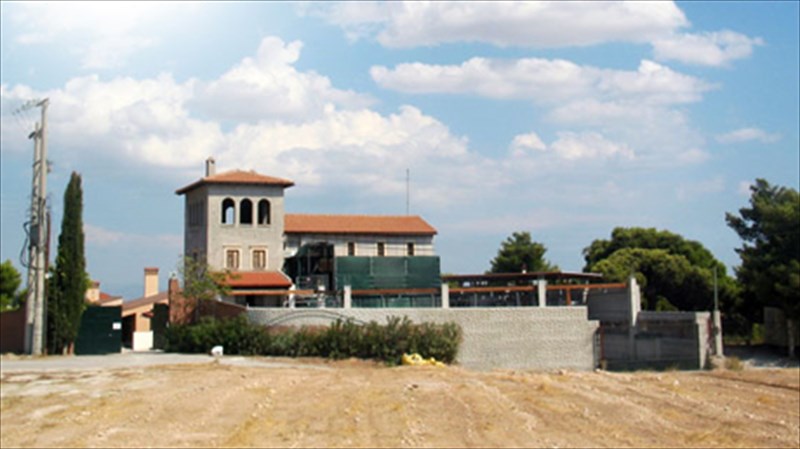 ktima-euxaris-eksairetikes-etiketes-kai-afthono-meraki