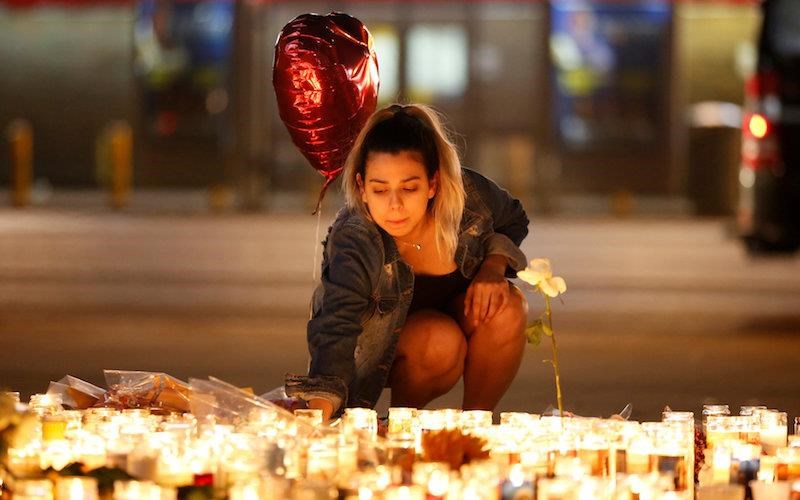 lady-gaga-ariana-grande-kai-moby-zitoun-austiro-elegxo-tis-oplokatoxis