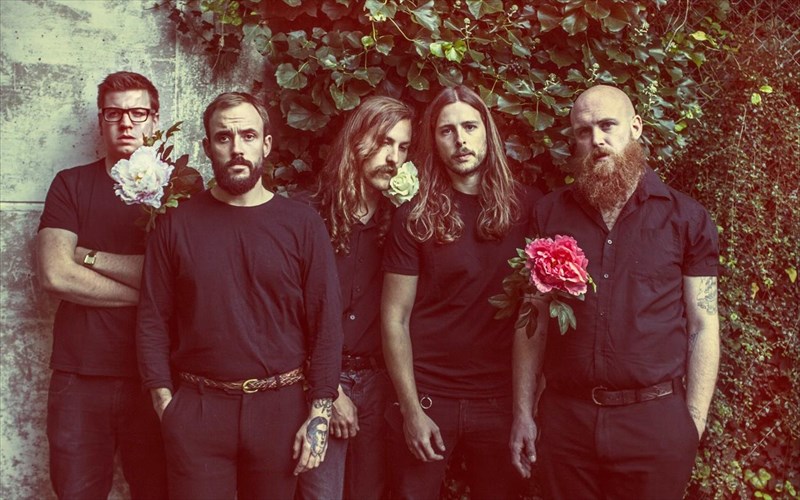 oi-idles-tha-bgaloun-ton-pio-makabrio-disko