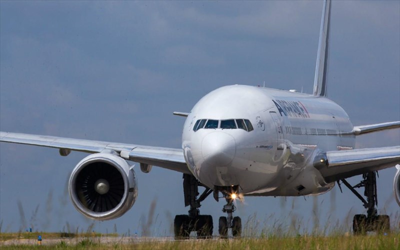 parisi-siatl-mia-ptisi-dromos